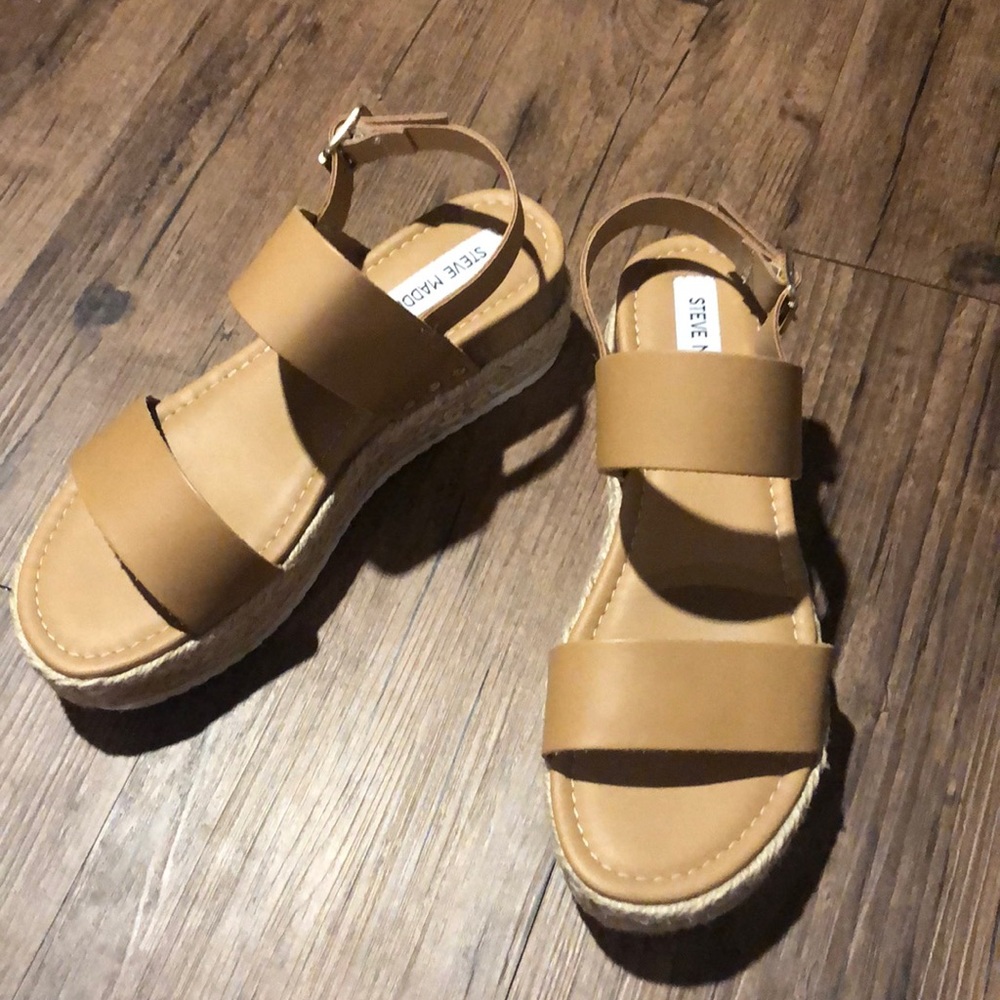 Steve Madden platform